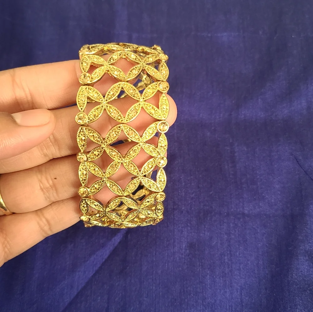 Adjustable bangle - Picture 2 of 4